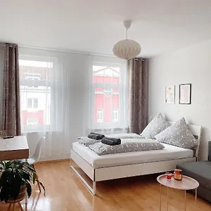 https://modern-cozy-rooms-leipzig-gohlis.bestleipzighotels.com