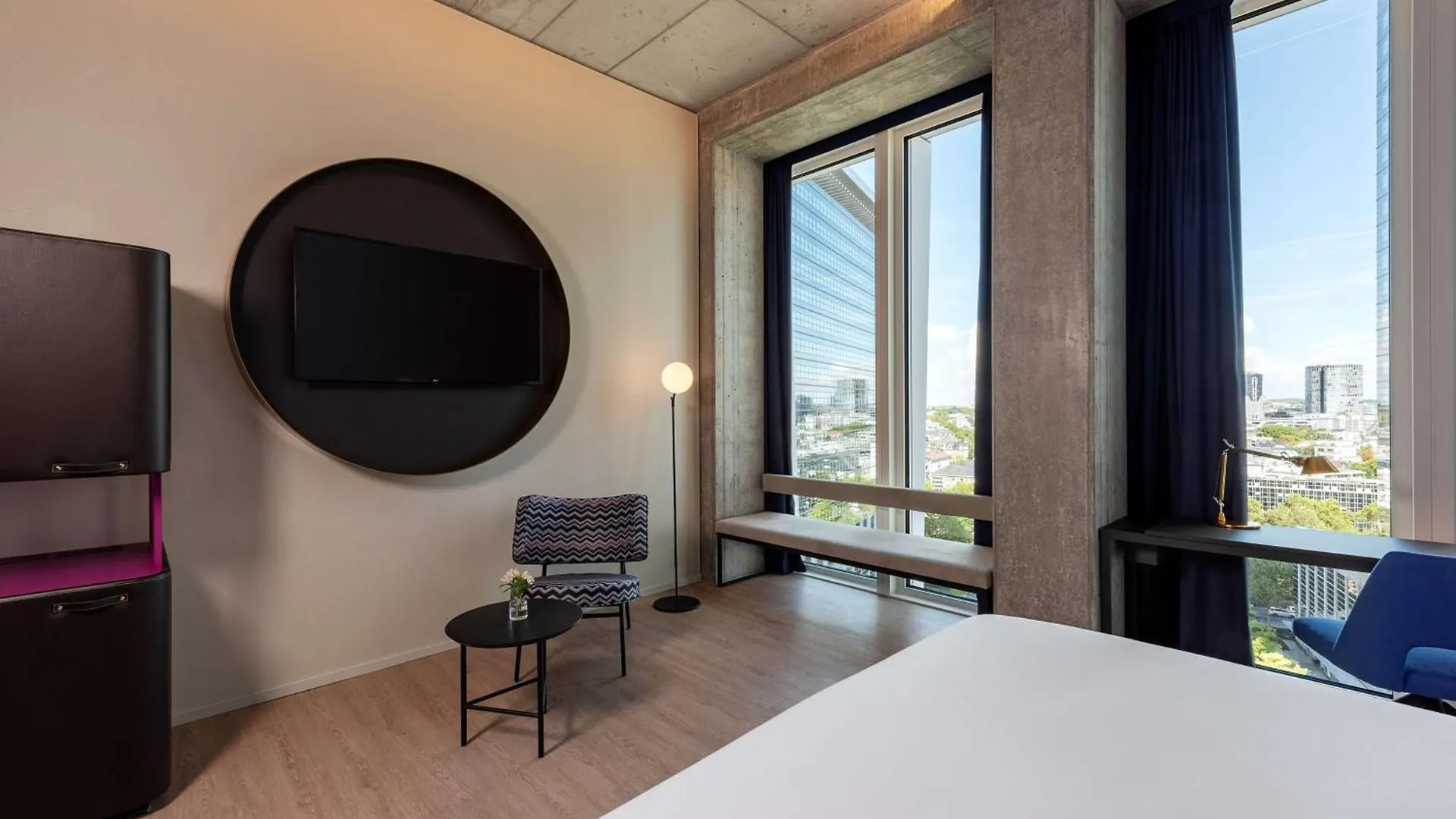 **** Hotel Nhow Frankfurt Fráncfort del Meno Alemania